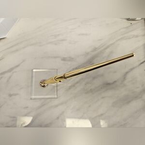 Elegant Gold Pen with Stand